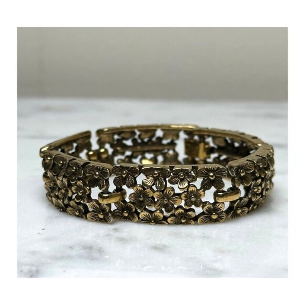 Vintage 1950s Coro Forget Me Not Flower Link Bracelet